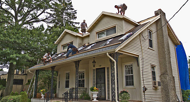 Best Emergency Roof Repair  in Centerville, IA