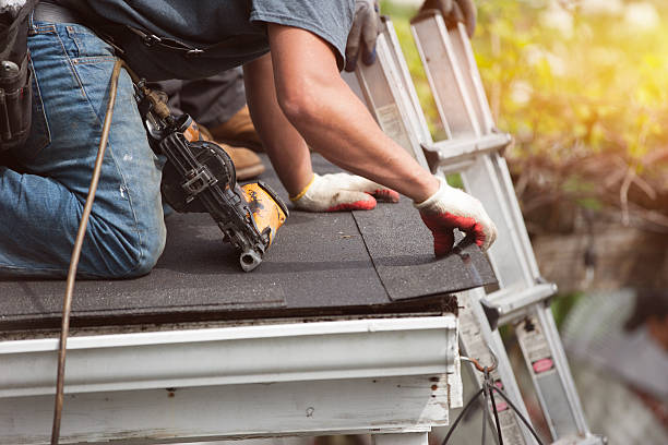Best Roof Maintenance Services  in Centerville, IA
